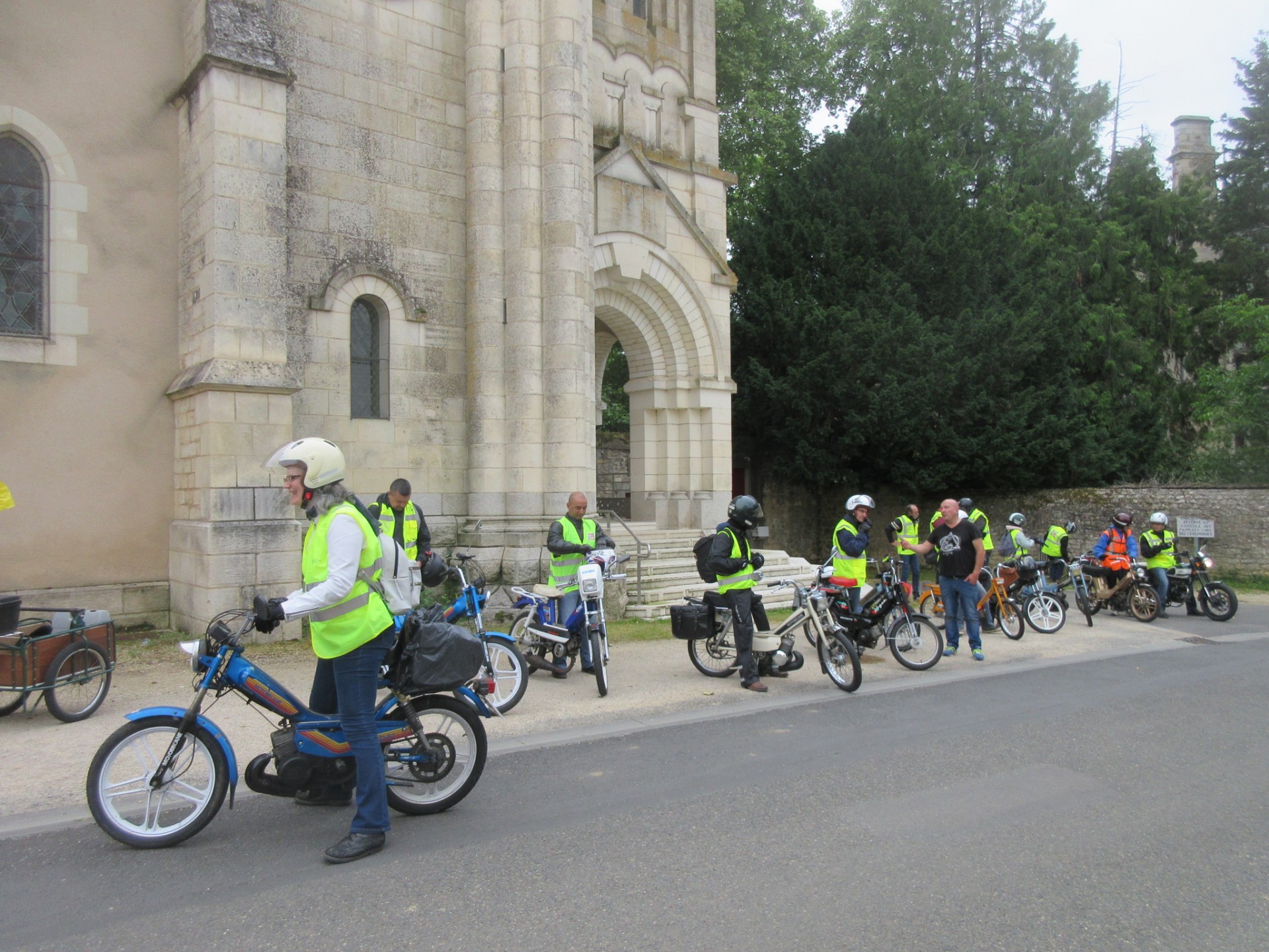 Église de Saint-Julien-l'Ars