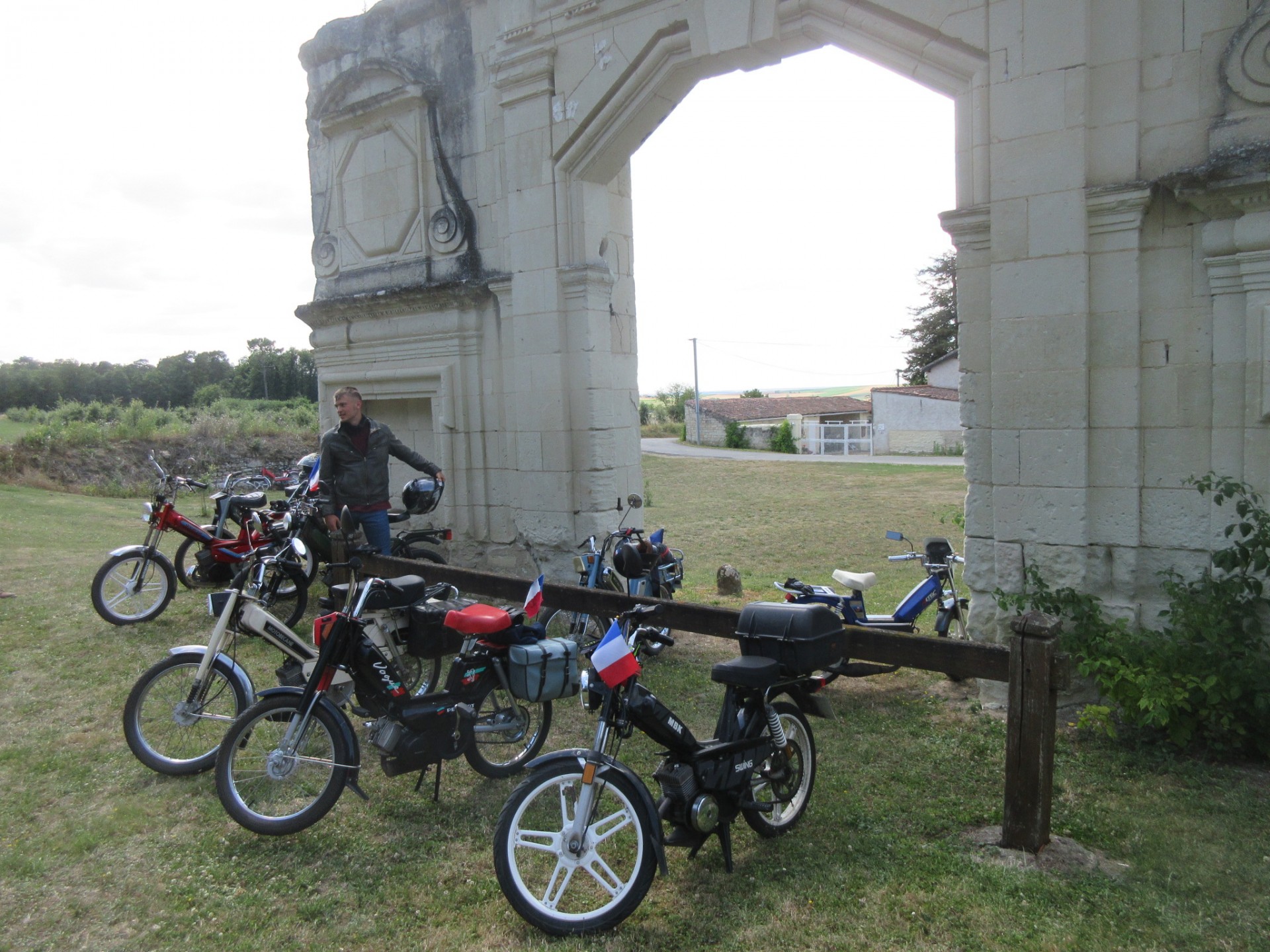 Porte de la Tour de Signy