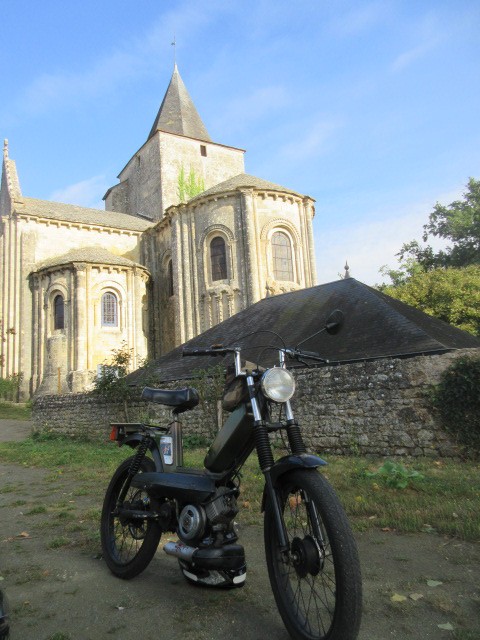 Église de Jazeneuil