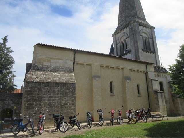 Église de Mazeuil