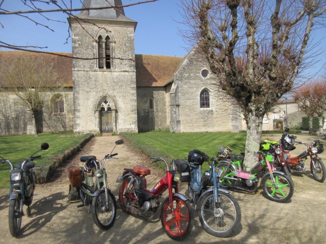 Église de Curzay